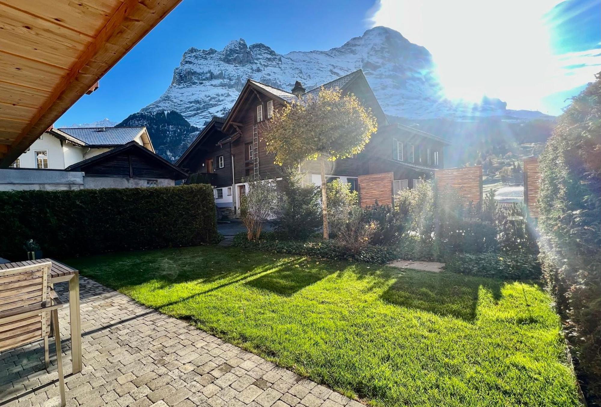 Chalet Carve - Apartments Eiger, Moench And Jungfrau Grindelwald Exterior photo